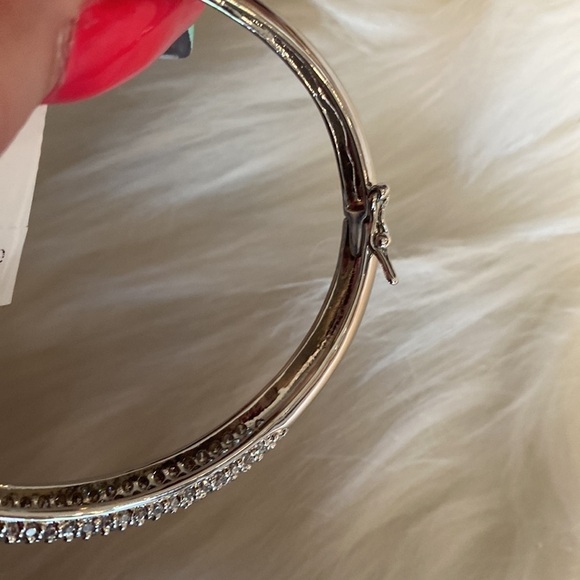 Nwt Stunning Bracelet - Picture 3 of 5